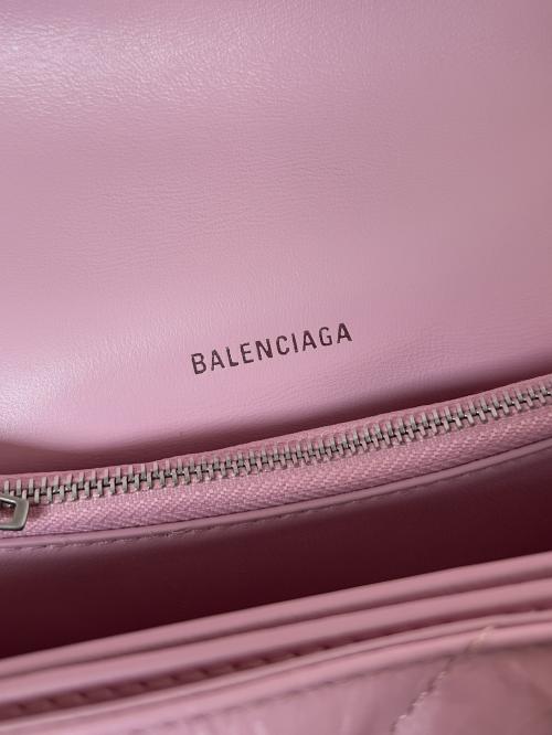 Balenciaga Crush链条包：真假辨别，优雅时尚的选择