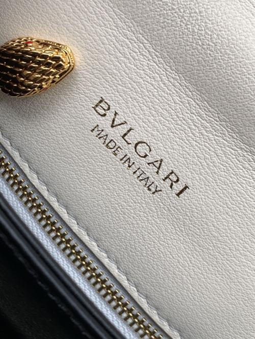 BVLGARI SERPENTI REVERSE小号肩包，仿品市场内幕揭秘