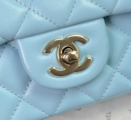 Chanel AS2431 CF手提系列：仿货内幕与价格揭秘