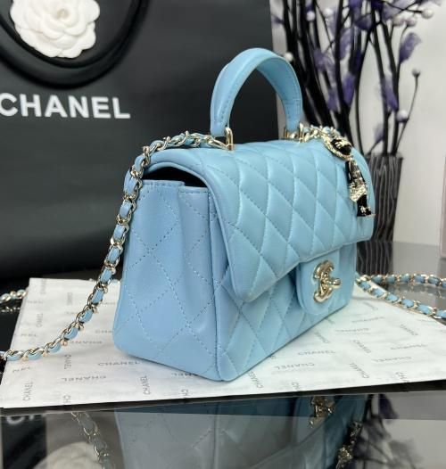 Chanel AS2431 CF手提系列：仿货内幕与价格揭秘