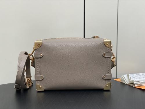 Louis Vuitton M25160 Side Trunk仿品价格内幕