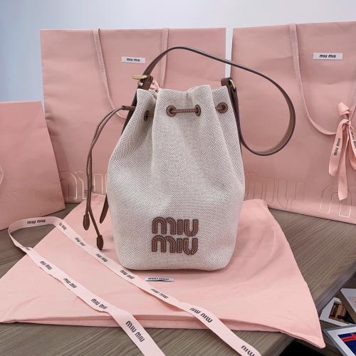 Miu Miu 5BE089 新款帆布水桶包，仿品内幕，价格揭秘