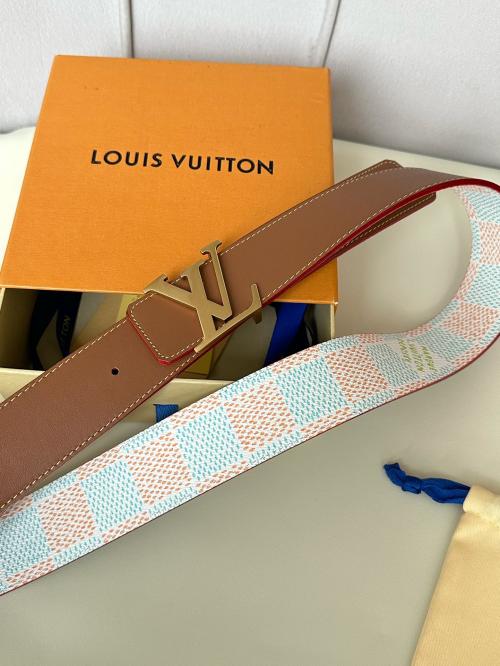 Louis Vuitton LV Initials双面腰带怎么样？顶级仿品揭秘