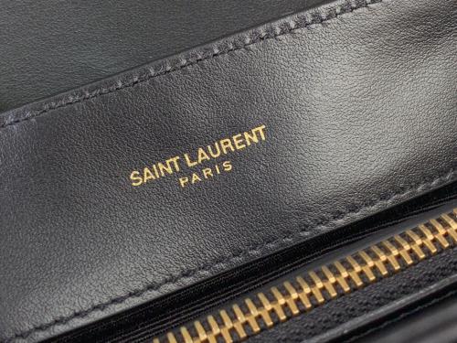 SAINT LAURENT LOULOU Y字形肩带包，揭秘仿品内幕以及价格