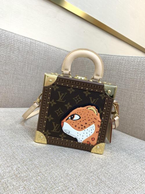 Louis Vuitton Mini Square Trunk 价格内幕，如何选购仿货