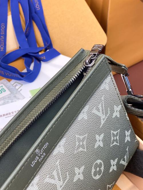 Louis Vuitton M81124渐变灰系列：高仿价格内幕揭秘