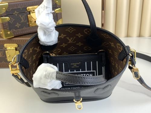 Louis Vuitton Neverfull Bandoulière Inside Out BB：仿品市场内幕揭秘