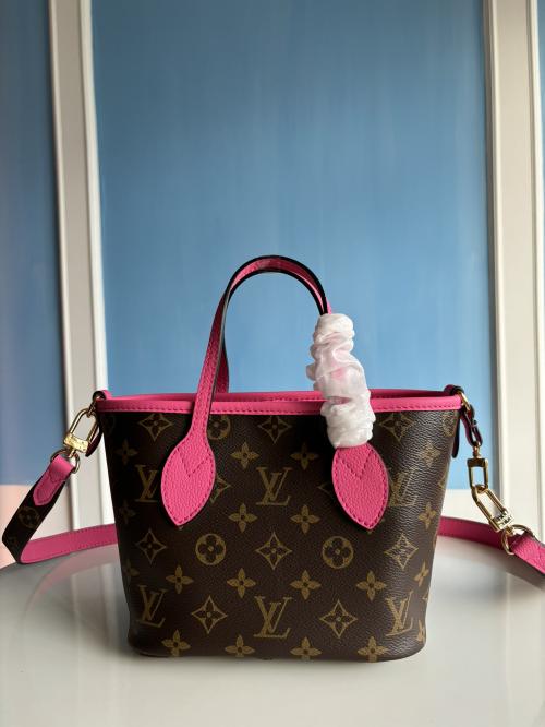 独特的Louis Vuitton Neverfull Bandoulière Inside Out BB手袋：奢华与实用的完美结合