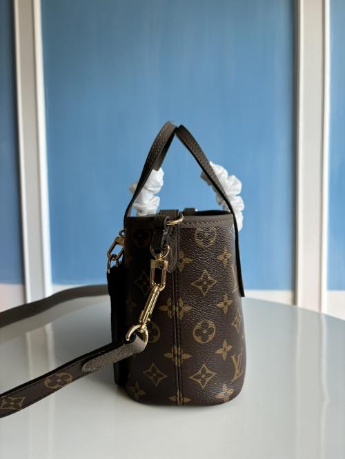 Louis Vuitton Neverfull Bandoulière Inside Out BB，原单奢侈品推荐